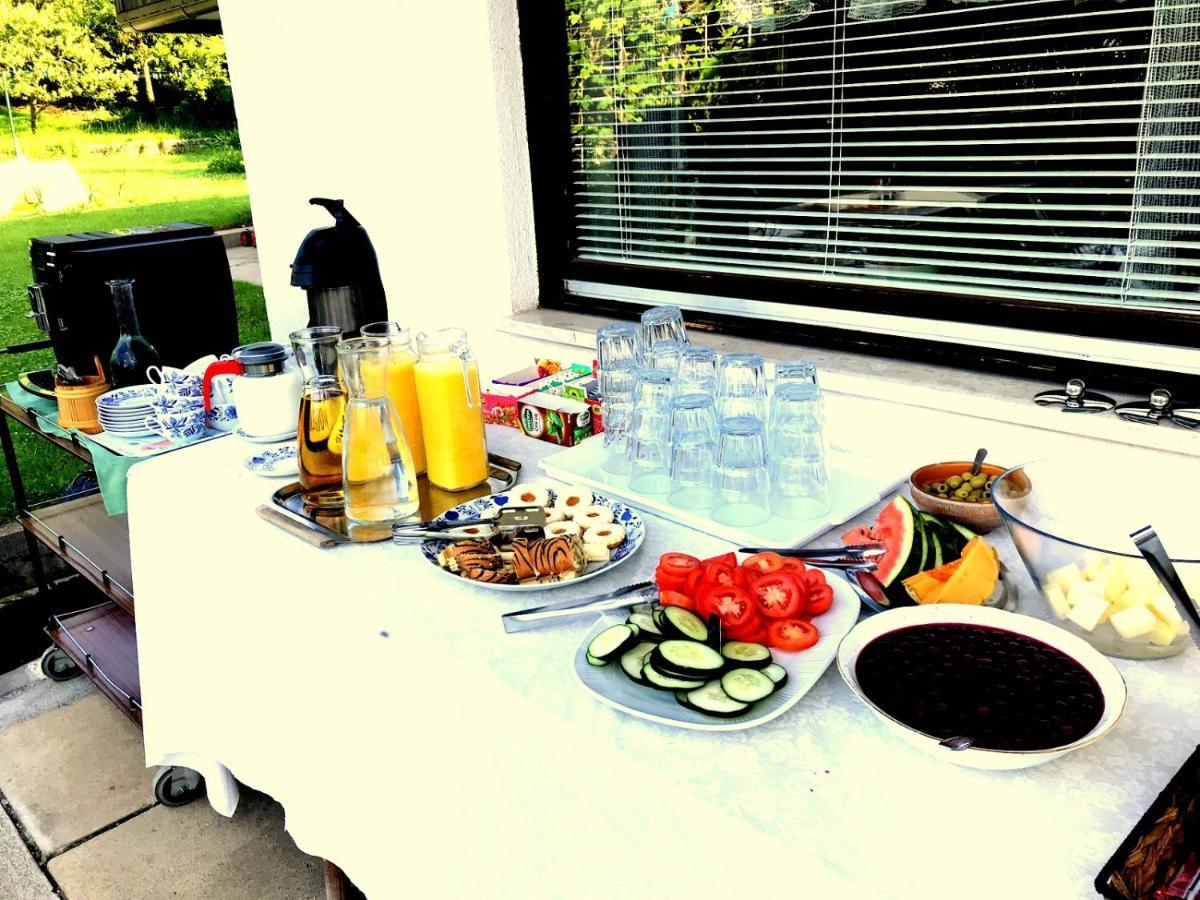 Guest house & Preseren 3*