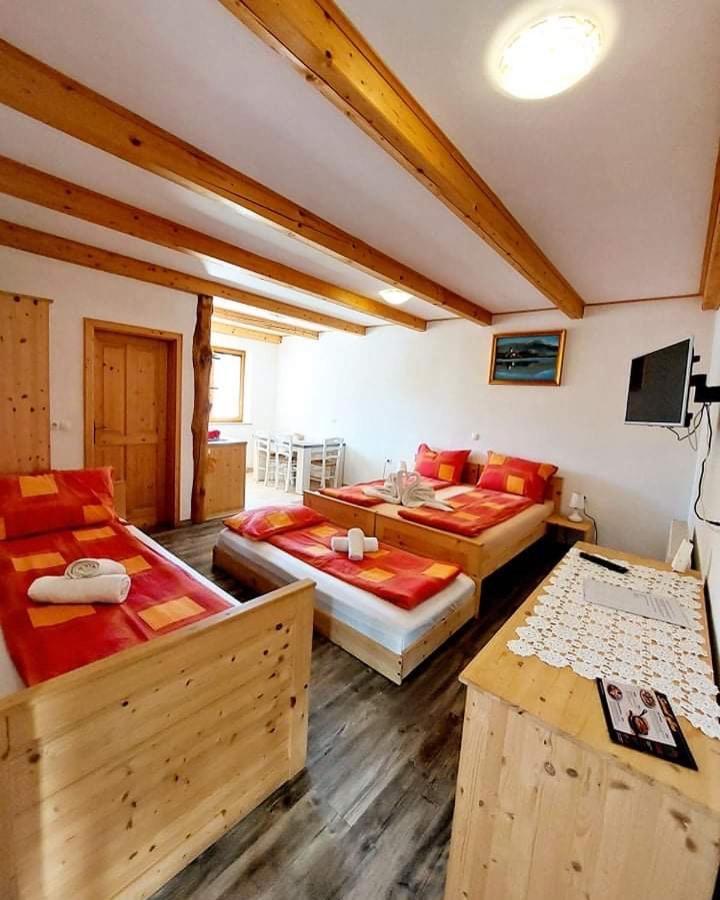 Apartments&rooms Preseren 3*